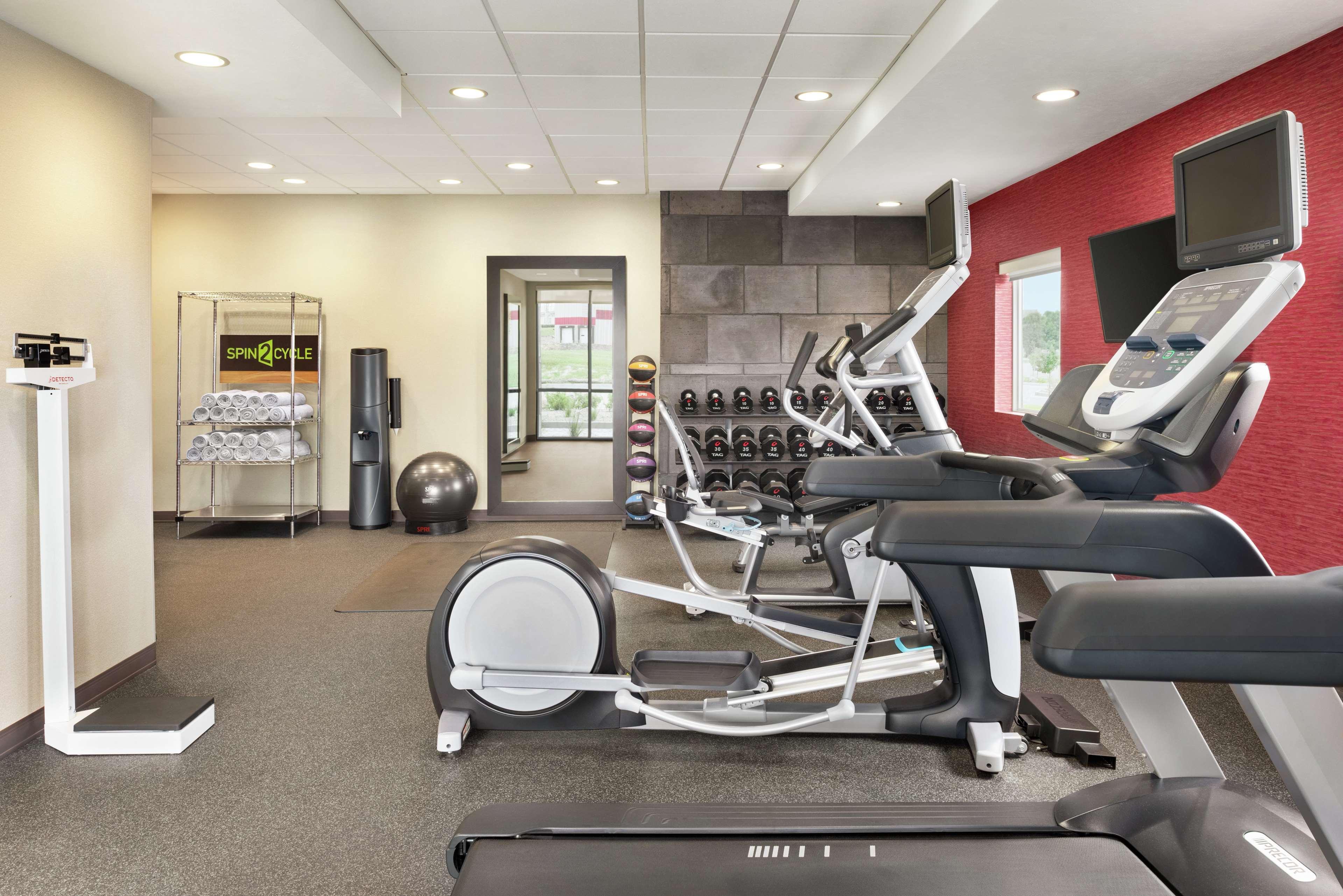 Home2 Suites By Hilton Bismarck Exterior foto