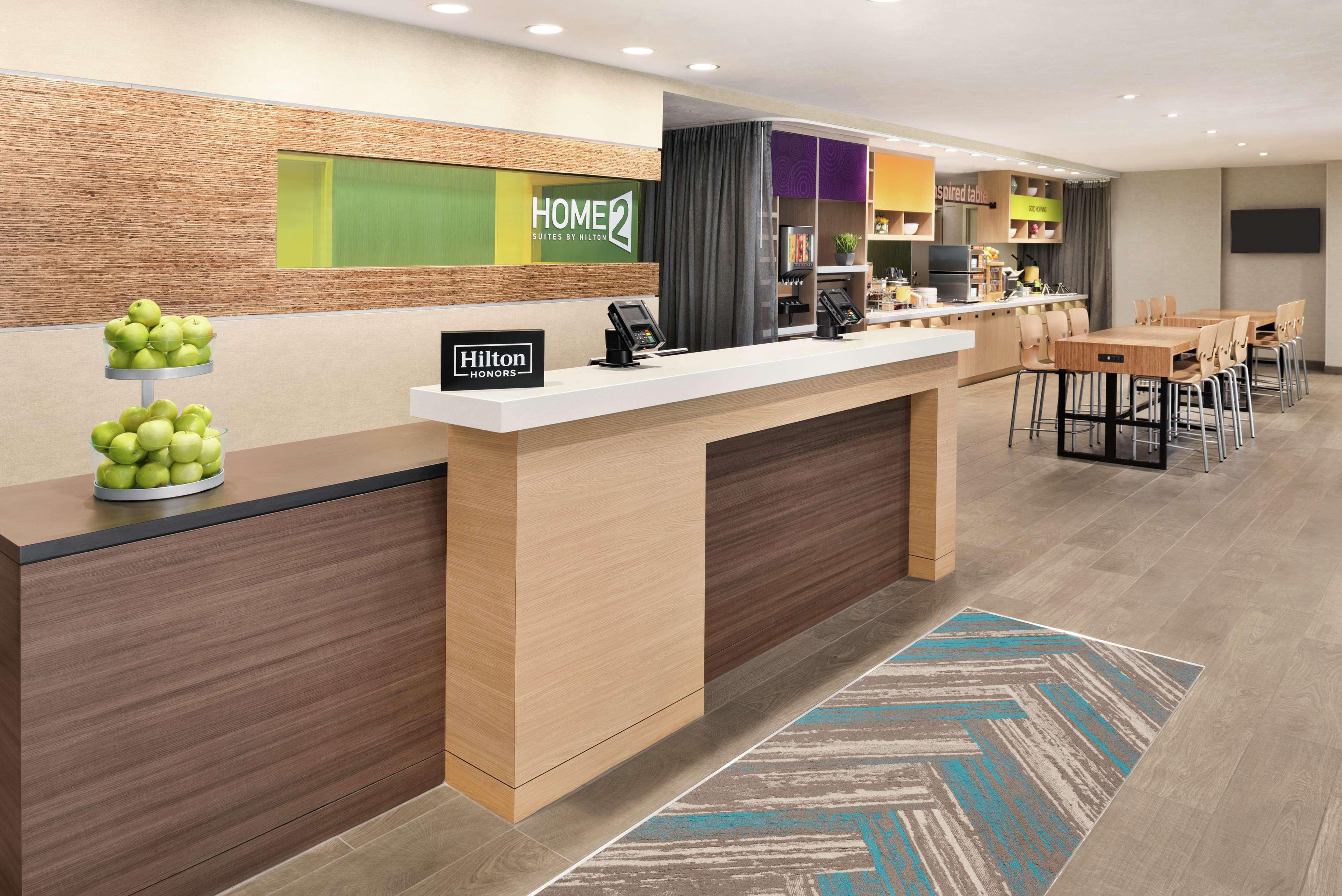 Home2 Suites By Hilton Bismarck Exterior foto
